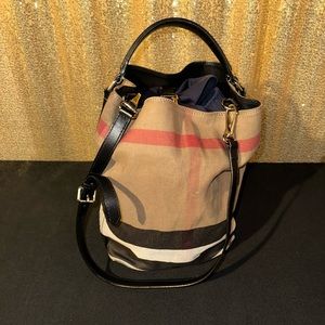 Burberry Purse